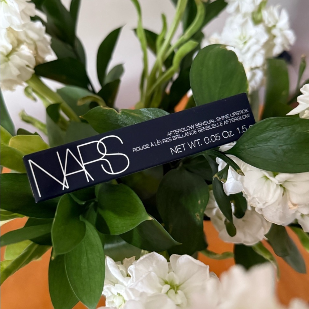 NARS Afterglow Sensual Shine Hydrating Lipstick NIB breathless - Picture 1 of 5